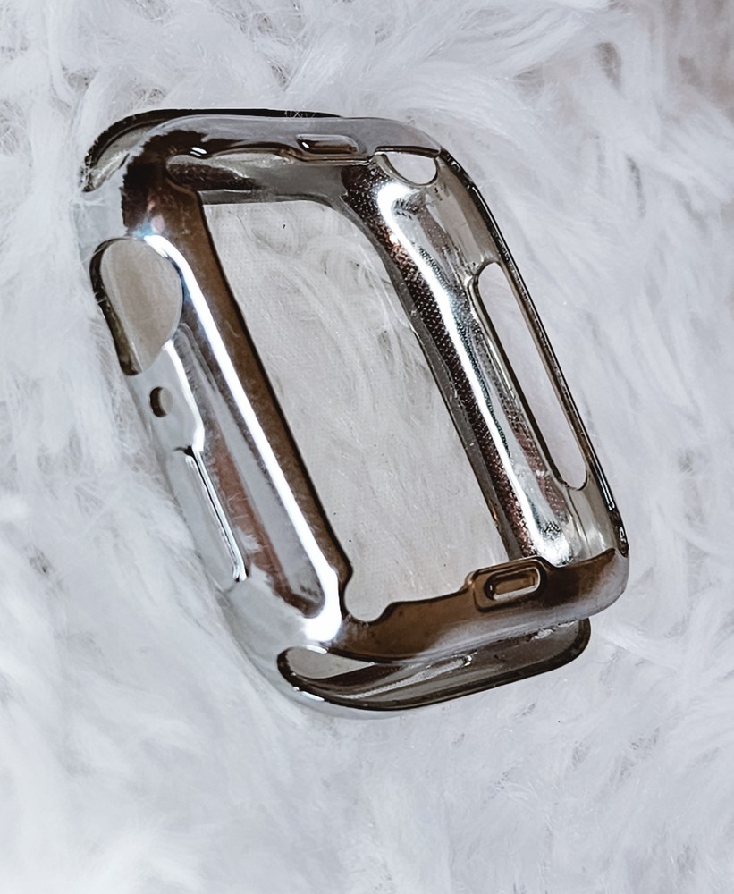 Silver Apple Watch Case 👫
