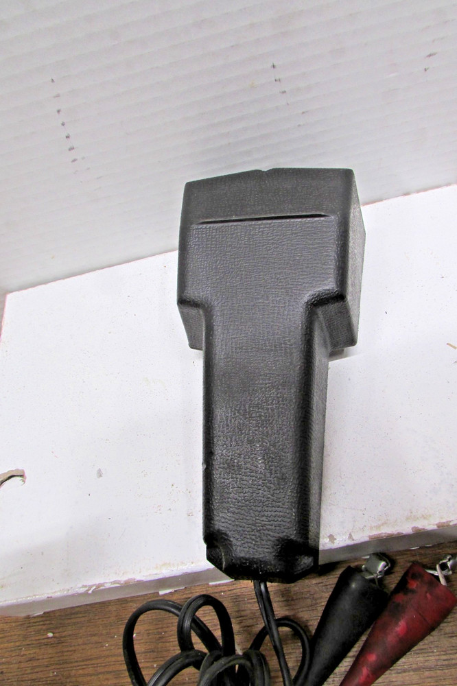 Vintage Dixon Inc Engine Performance Analyzer For Complete Engine System Testing