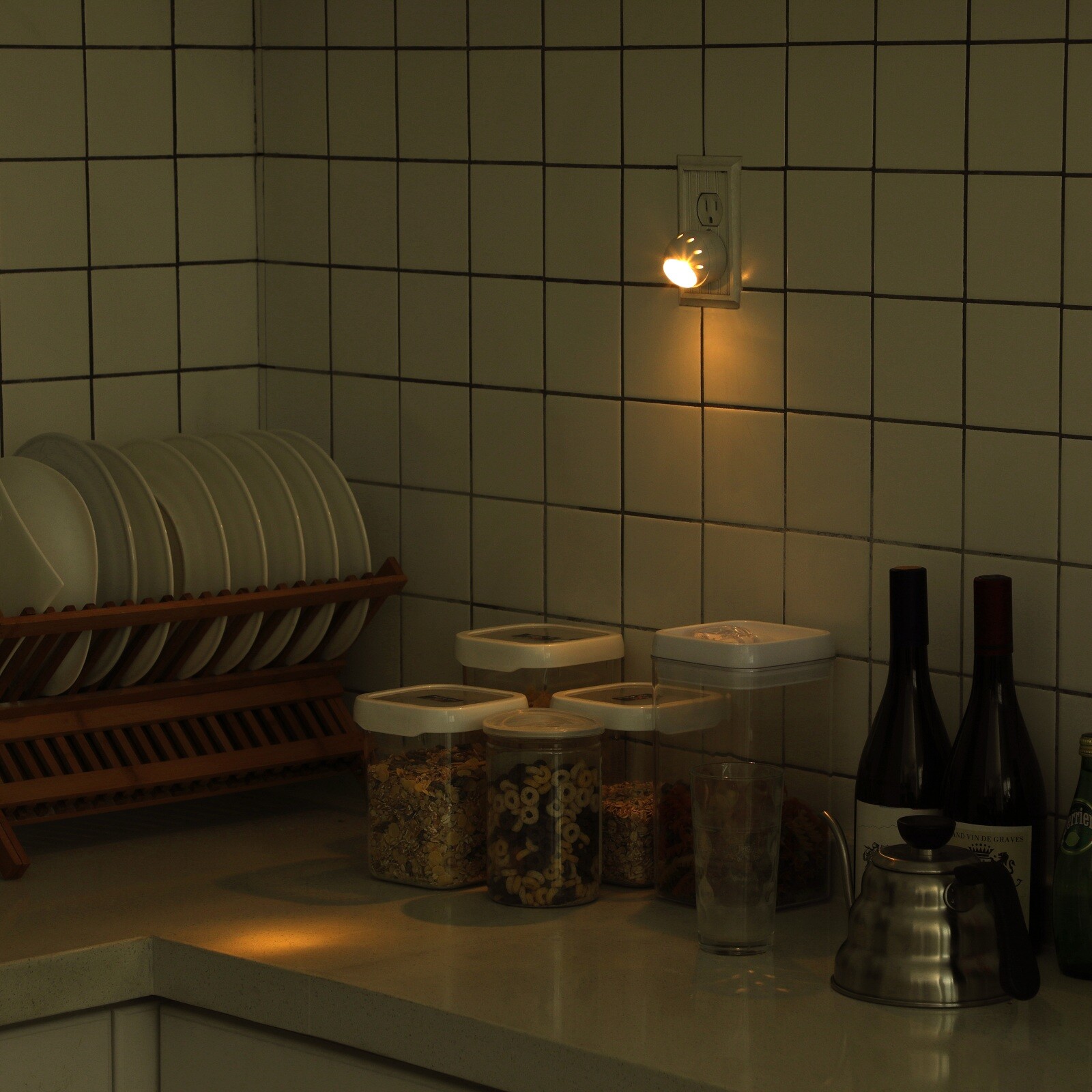 DEWENWILS Plug in Light Sensor Night Light Warm White LED Bedroom Lights 4 Pack