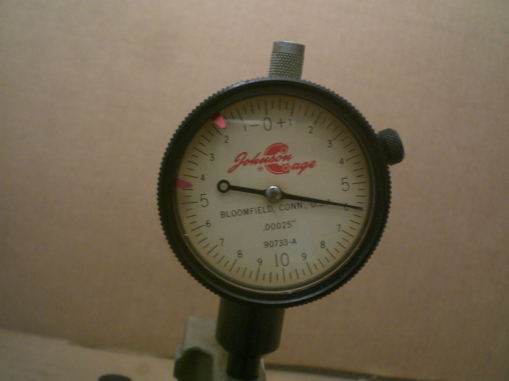 Johnson Tri Roll Thread Gage Comparator stand with indicator