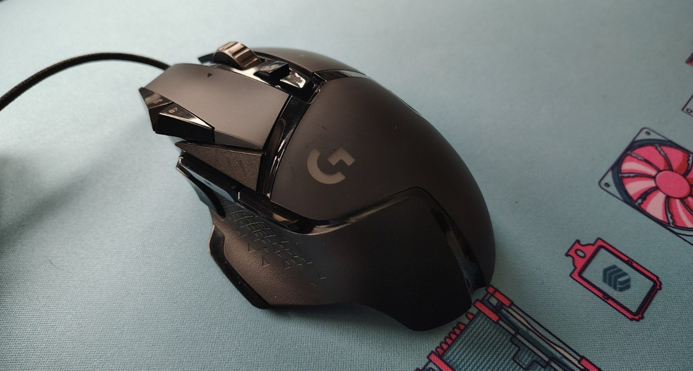 Logitech G502 Wired Gaming Mouse Black Optical USB Programmable Adjustable DPI