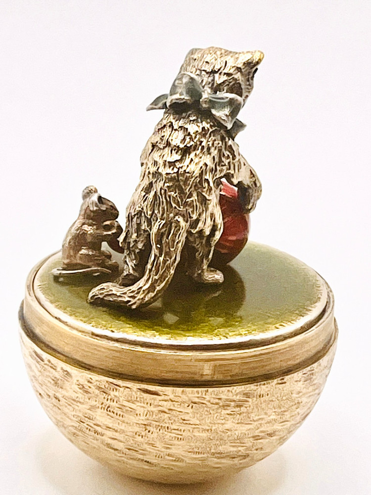 1986 London Hallmarked Stuart Devlin Silver Gilt Kitten Egg + Box + Receipt
