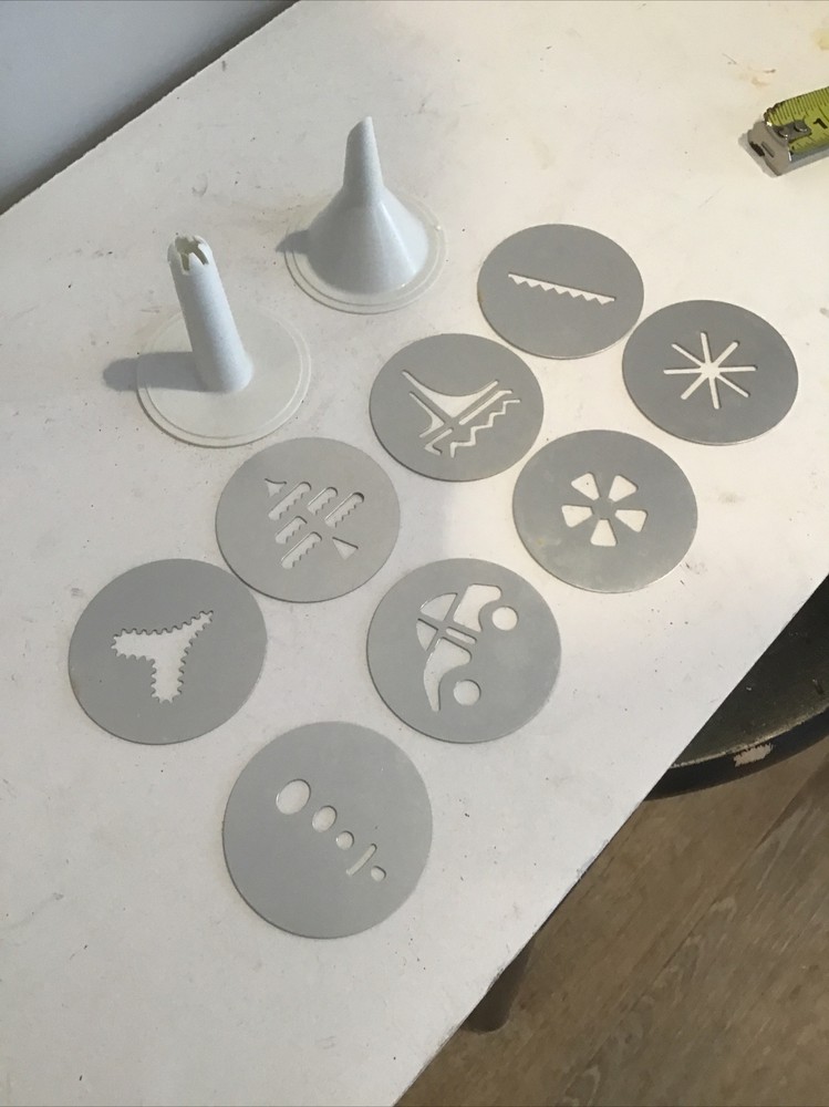 Hamilton Beach Super Shooter 80000 Cookie Press 8 Discs 2 Tips Replacement Part