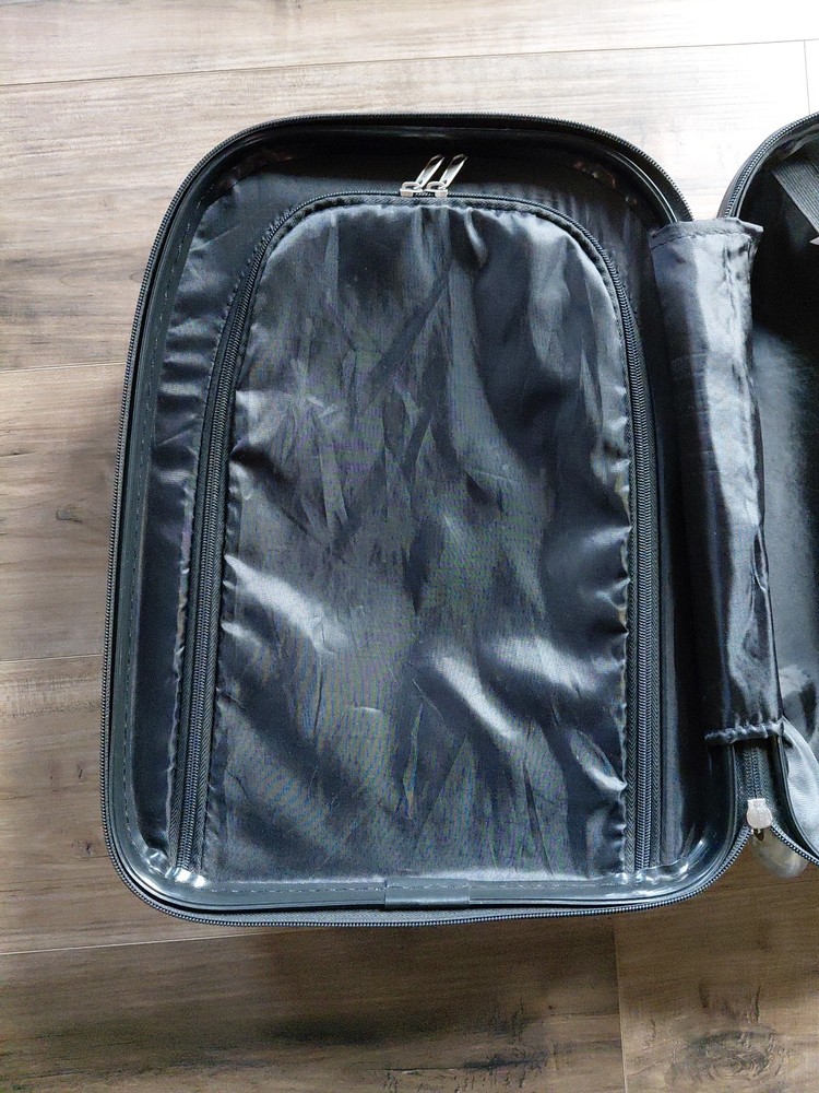 Skylanders Giants Suitcase Storage Bag Hard Side Luggage Adjustable Handle 2012