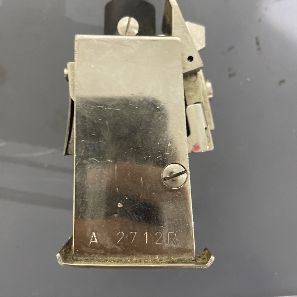 Numbering Head. model Number A 2712R