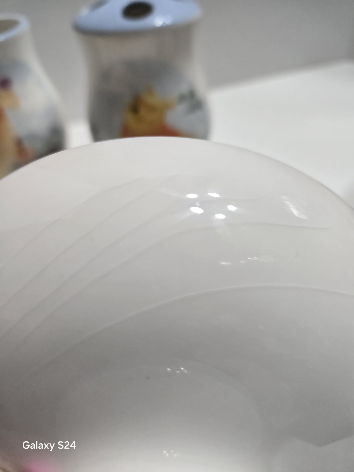 DISNEY WINNIE THE POOH Bathroom 3 Piece Set,Soap Dish, Toothbrush Holder And...