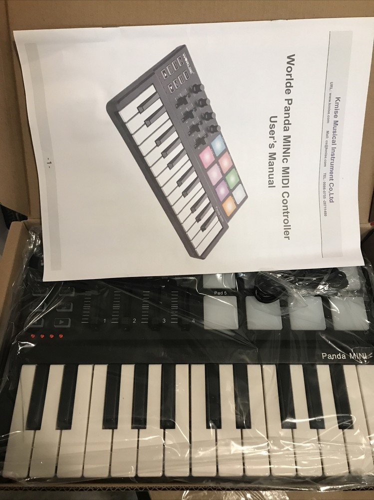 Worlde Panda Mini USB MIDI Keyboard Controller 25 Keys w/ Drum Pads IOB