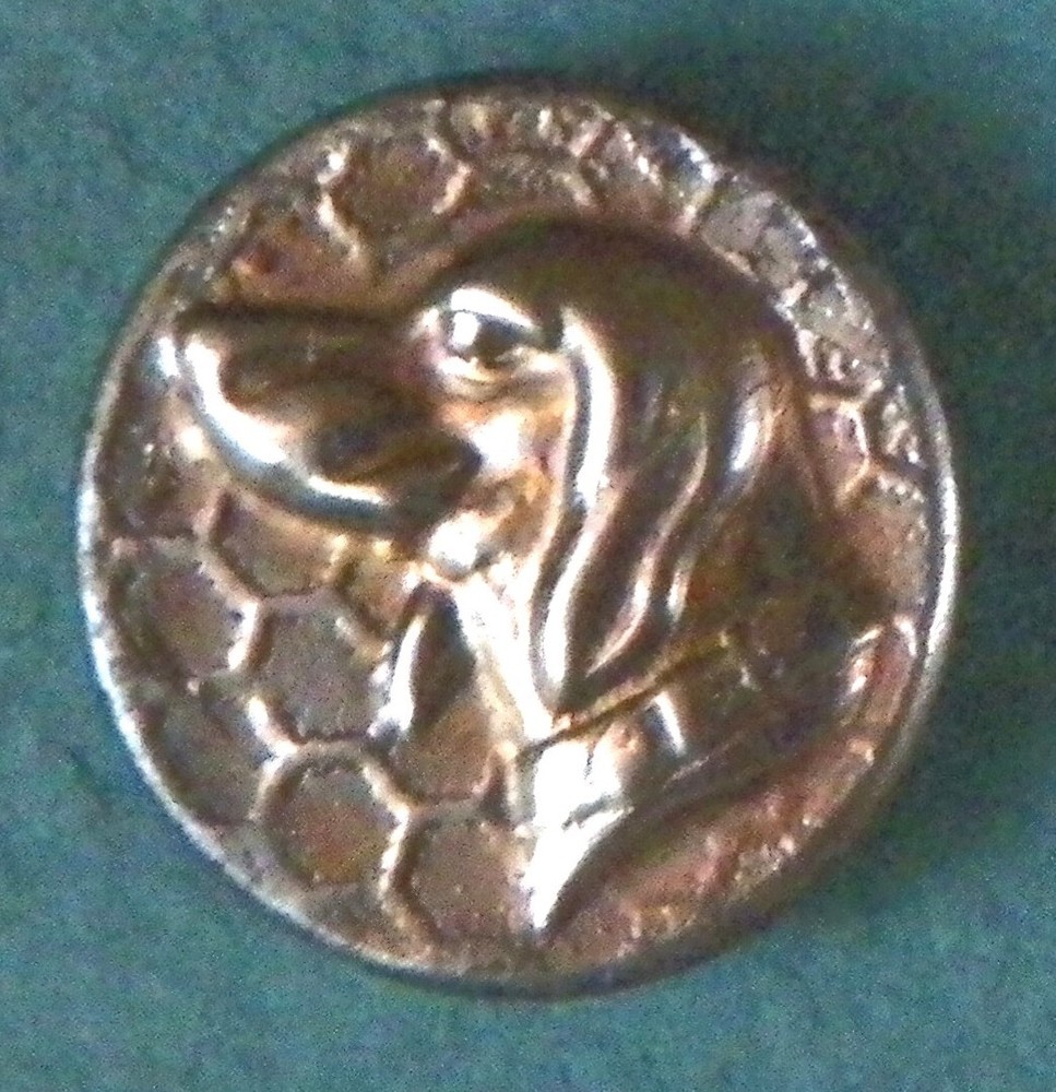 Bb HOUND Head Antique Steel Sporting BUTTON PARIS back small