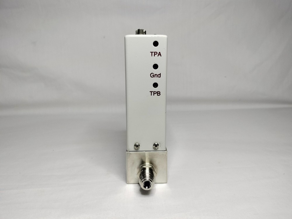 MKS Instruments Type 640 640A13TW1V32V Pressure Controller 1000 Torr