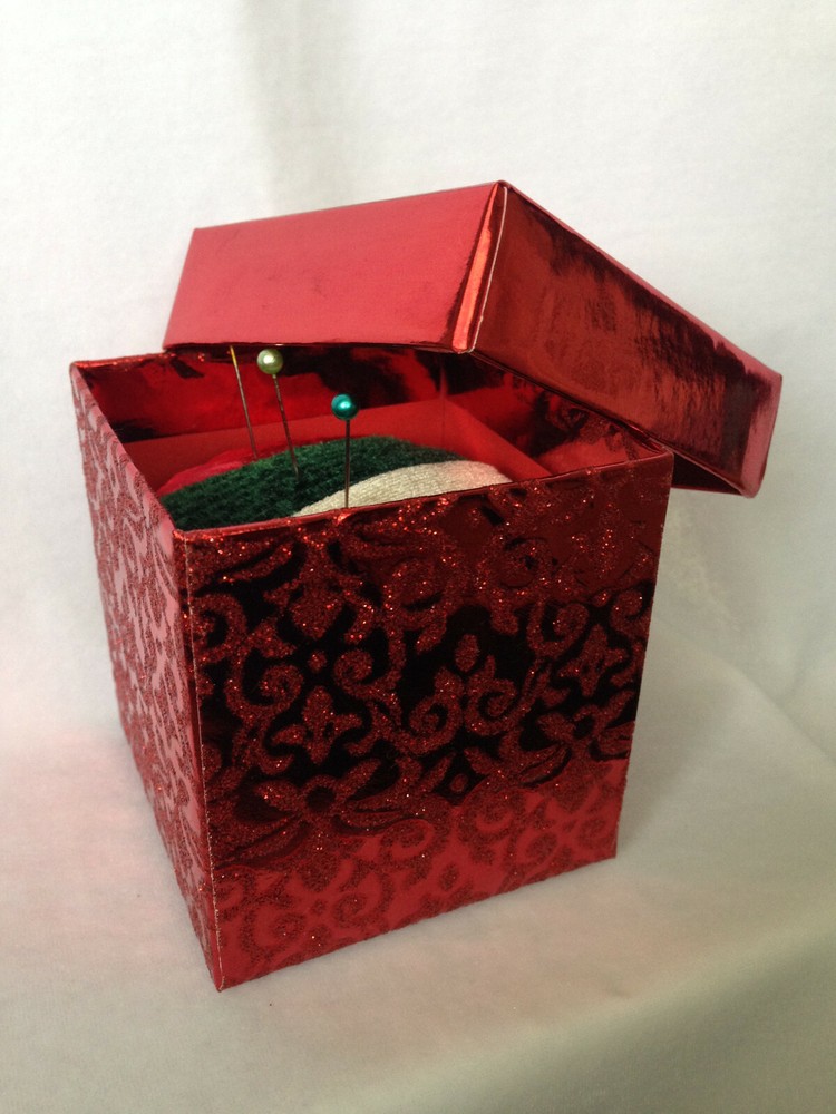 Pin cushion Homemade patchwork in gift box