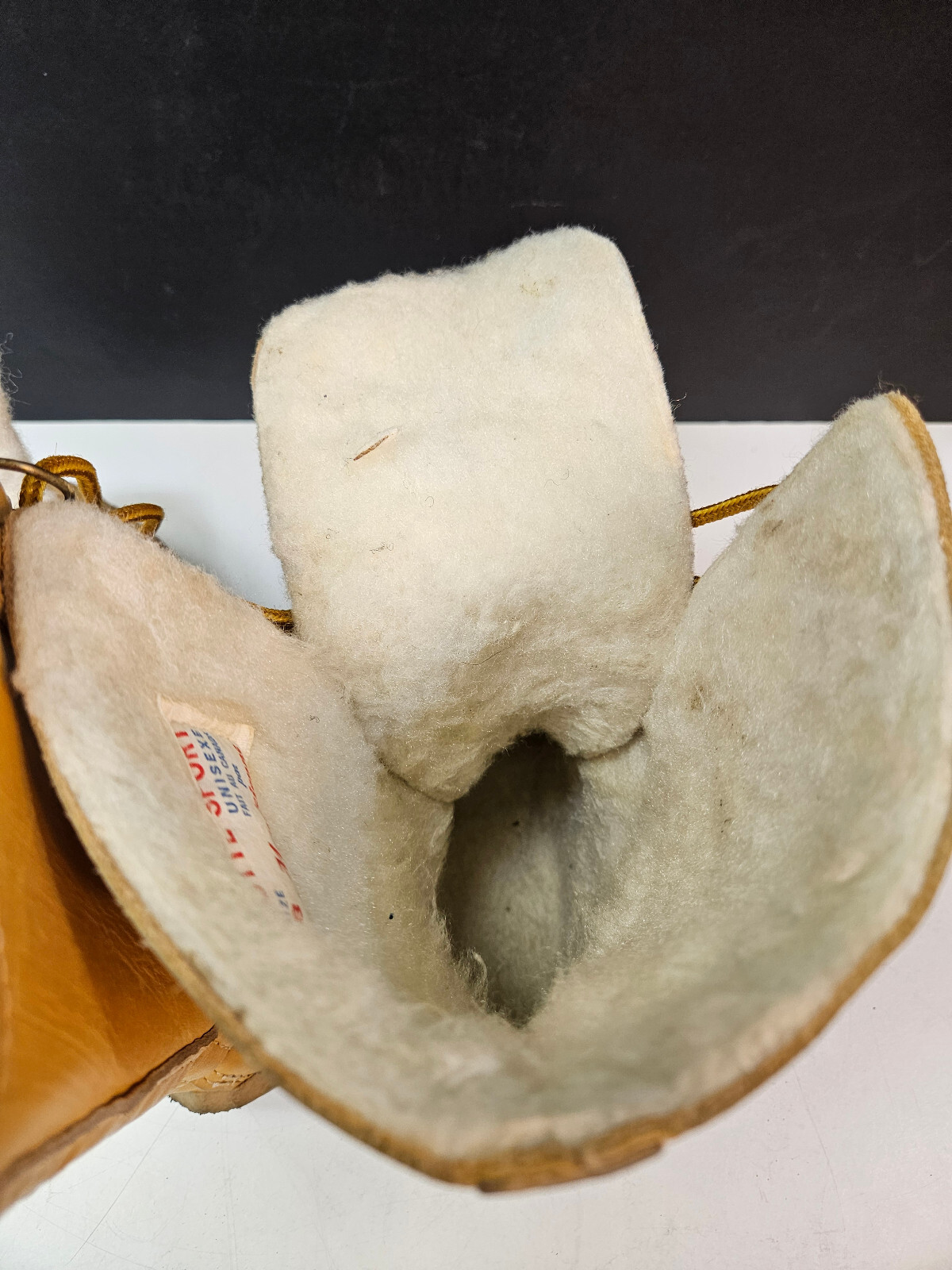 Native Moccasins La Mauricienne Size 8 Authentic Leather