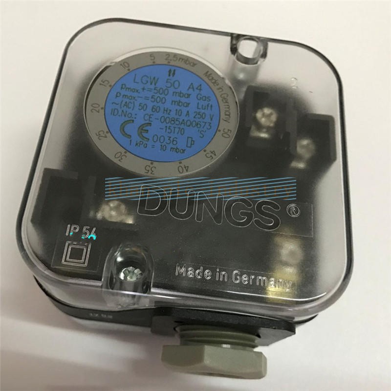 1x NEW DUNGS LGW50A4 Pressure Switch