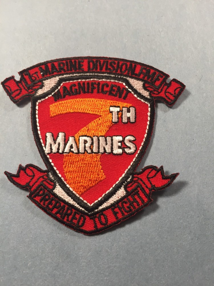 USMC -1st Marine Div. FMF 7th Marines sew-on color patch
