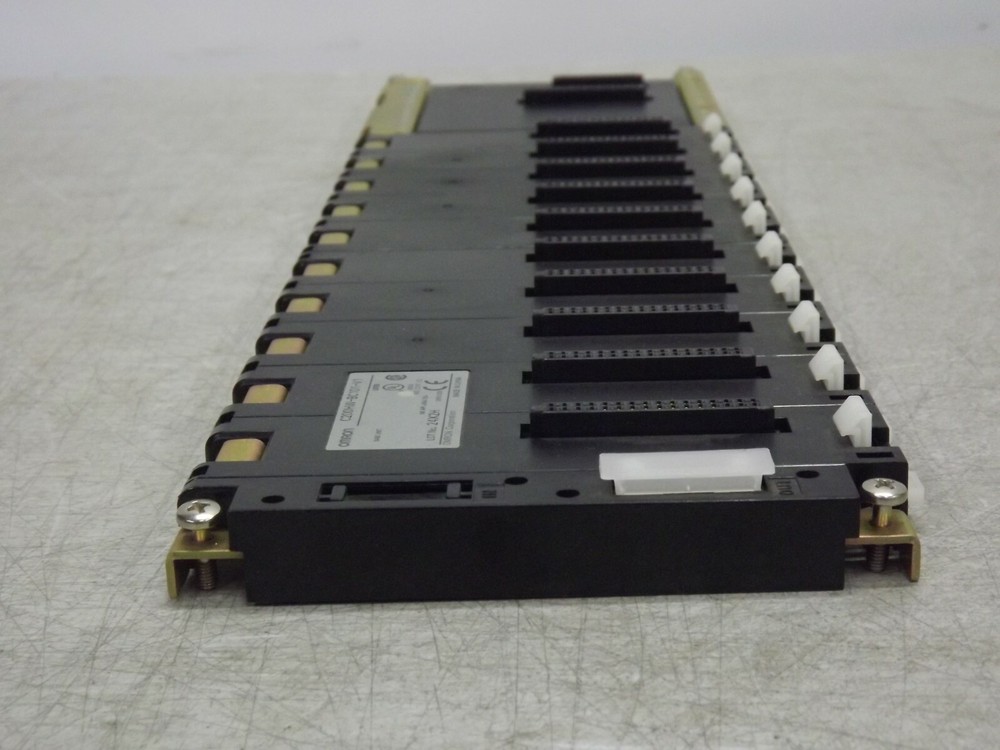 OMRON C200HW-BC101 V1 Backplane Base Unit Controllers 10 Slot CPU NEW