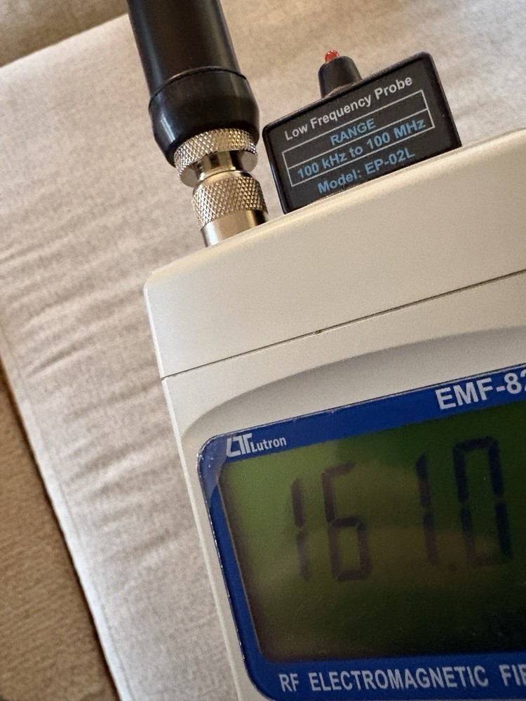 RF Frequency Electromagnetic Field Meter EMF-829 LUTRON KD New