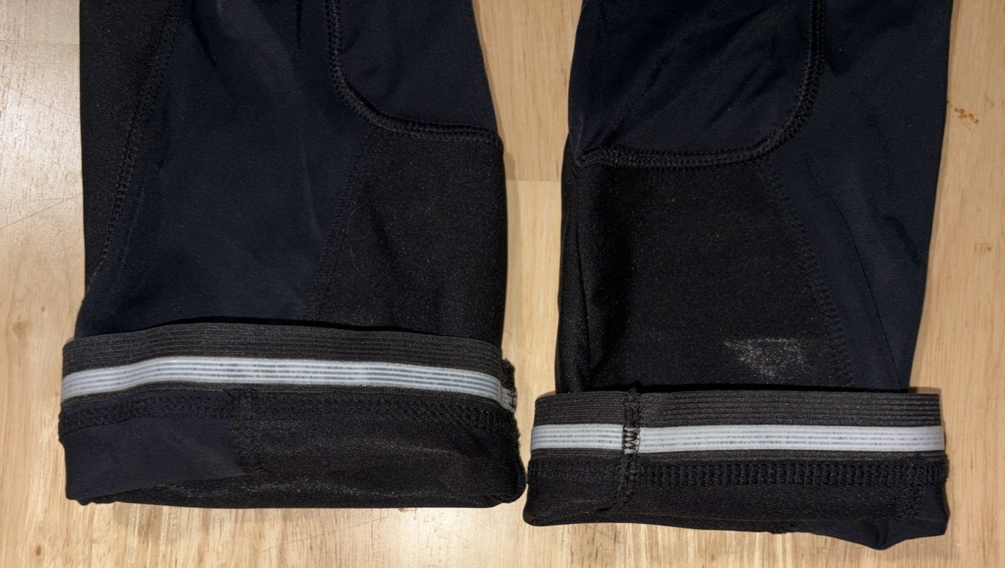 Castelli Unisex Medium Weight Arm Warmers Black Breathable SPF 50 Gripper Tops