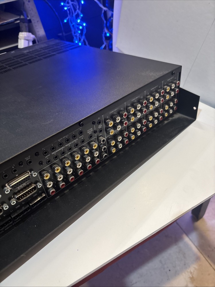 ELAN S86A Integrated Multi-Room A/V Controller With Rack Brackets