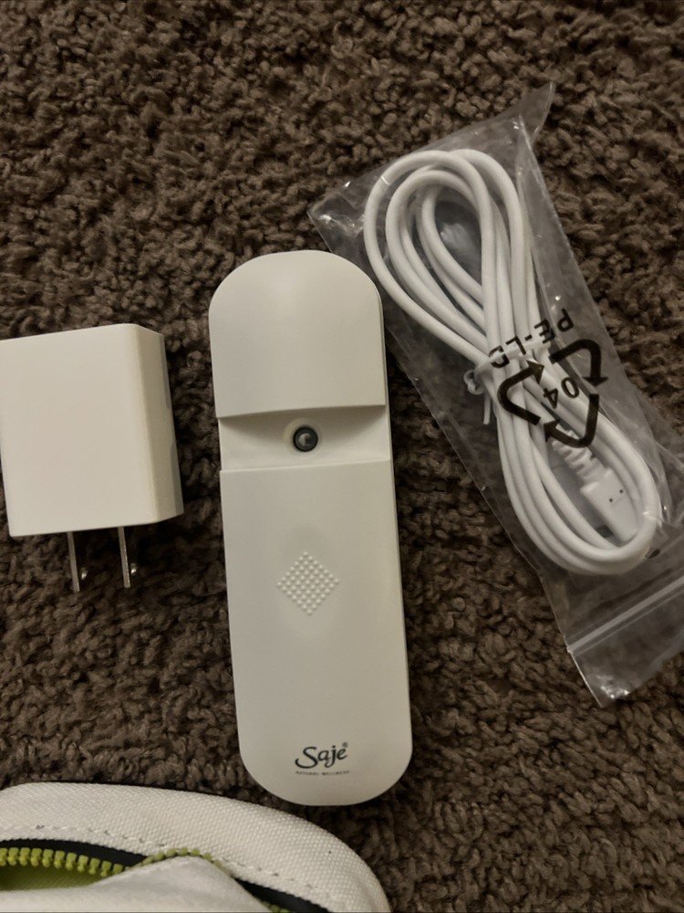 Lululemon Saje Aroma Therapy Diffuser - the Reset Kit Personal