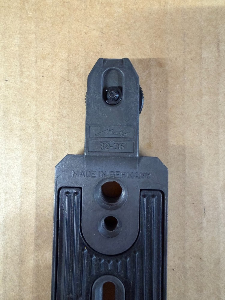 METZ 32-36 Camera Flash Bracket