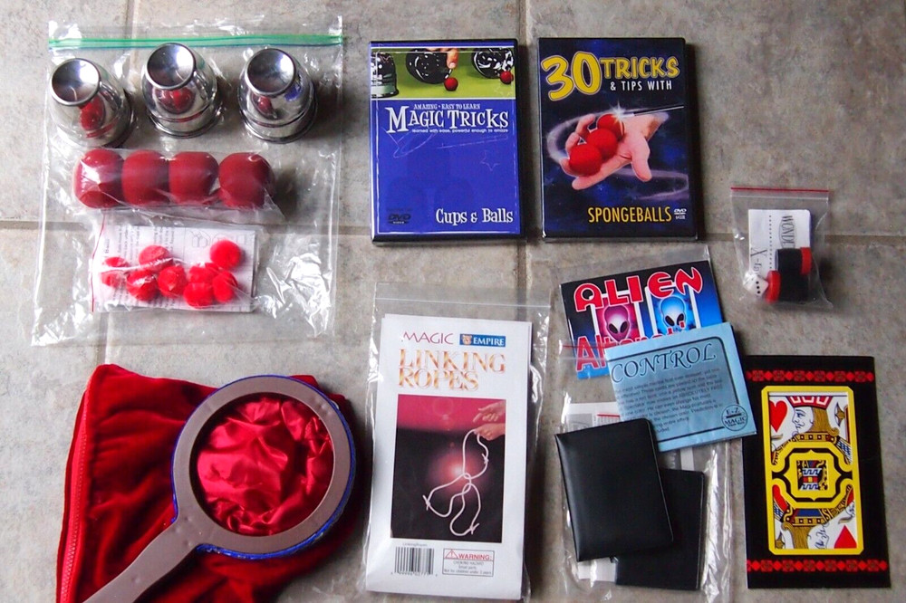Deluxe Magic Kit - 23 Complete Magic Tricks