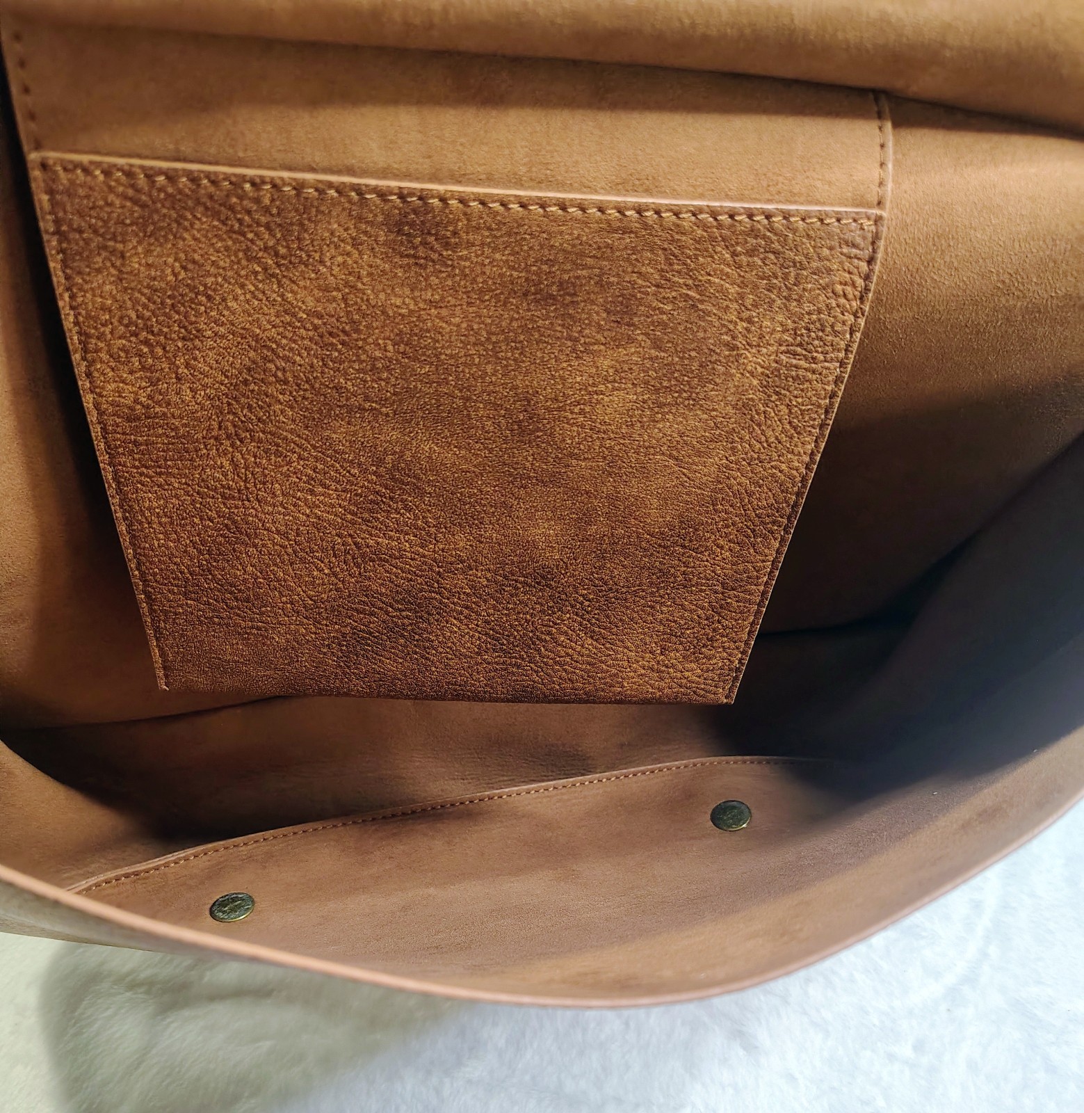 Disney Parks Chewbacca Star Wars Galaxy’s Edge Cross Body Lap Top Snap Bag