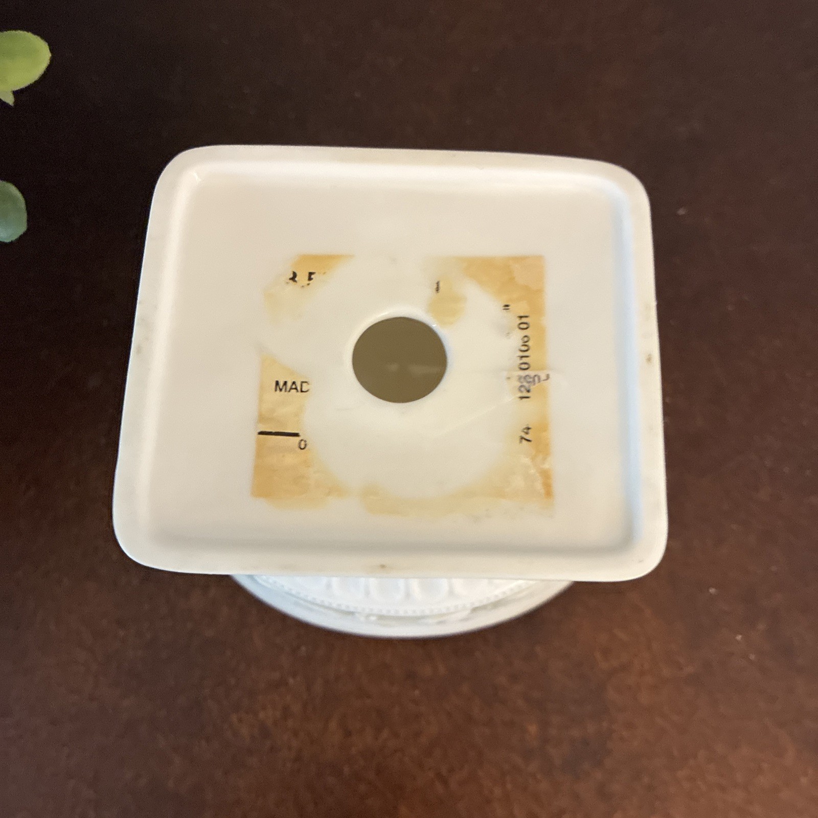 Croscill Willow Brook Acadia Ceramic Off White Toothbrush Holder Celery Bathroom