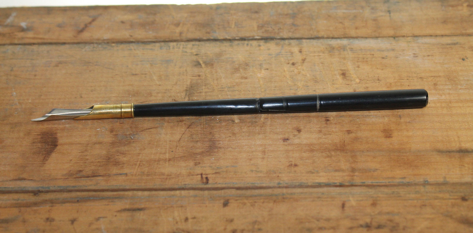 Vintage Antique Style Turned Black Horn Calligraphy Ink Dipping Pen