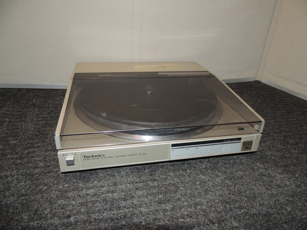 Technics Direct Drive Automatic Turntable System SL-Q