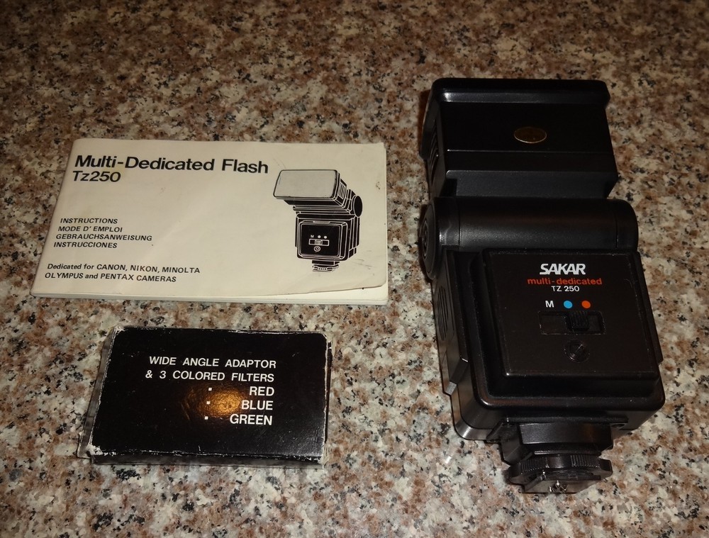Sakar Tz250 Flash For 50 mm Camera