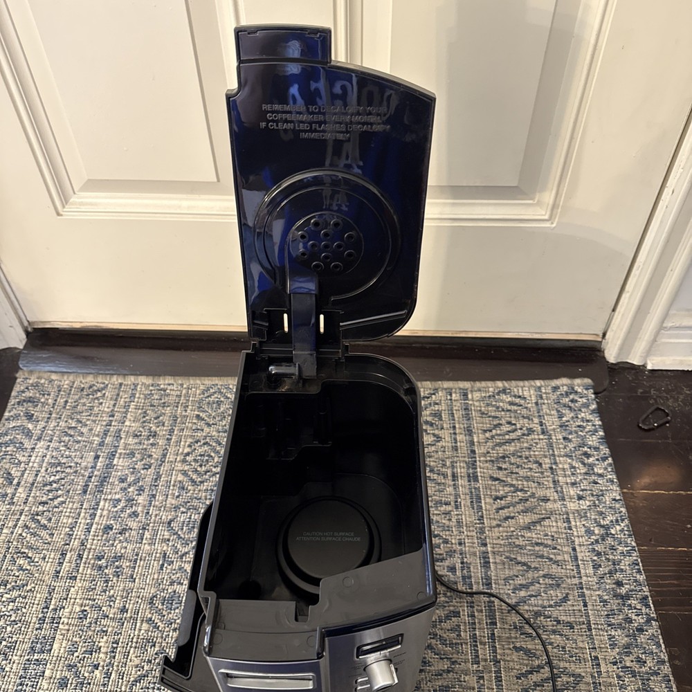 Cuisinart DCC-3000 Coffee-on-Demand 12-Cup Coffee Maker BASE UNIT ONLY