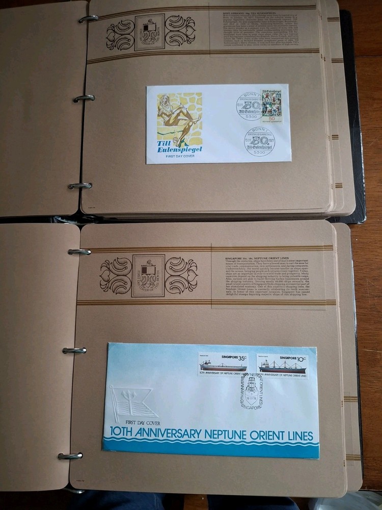 2 FLEETWOOD FDC FIRST DAY COVER OF THE MONTH 3-RING 2" BINDER with SLIPCASE