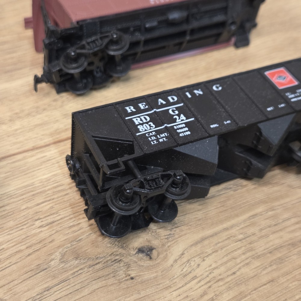 Life Like Trains Trail Blazer HO Scale Electric Train and Controller Only READ