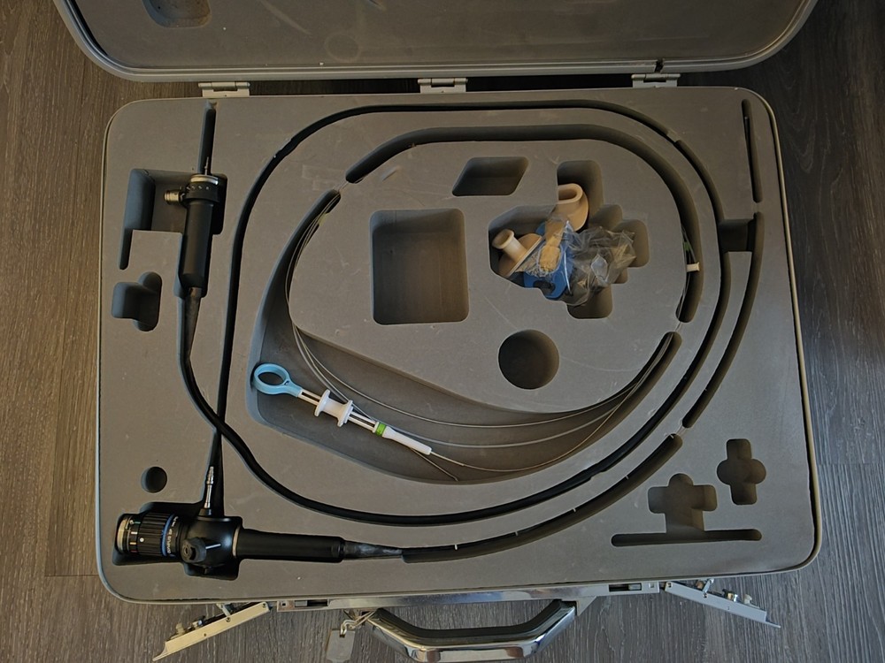 Olympus BF-P10 Bronchoscopy Endoscope With Case & Accessories