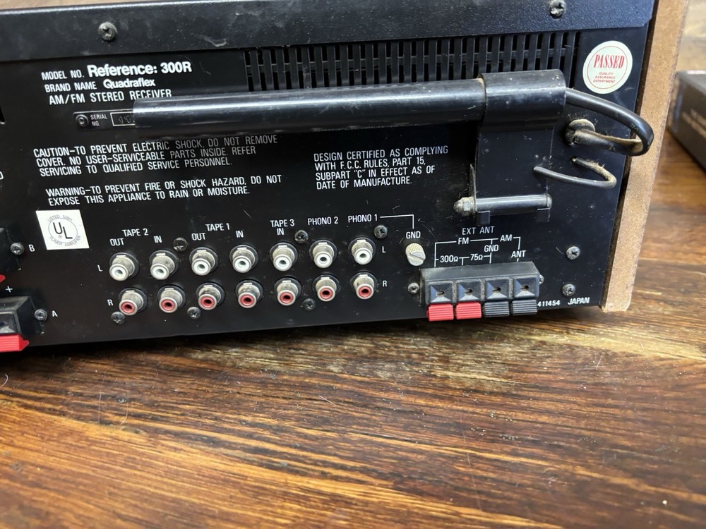 Quadraflex Reference: 300R AM/FM Stereo Receiver IN GOOD CONDITION