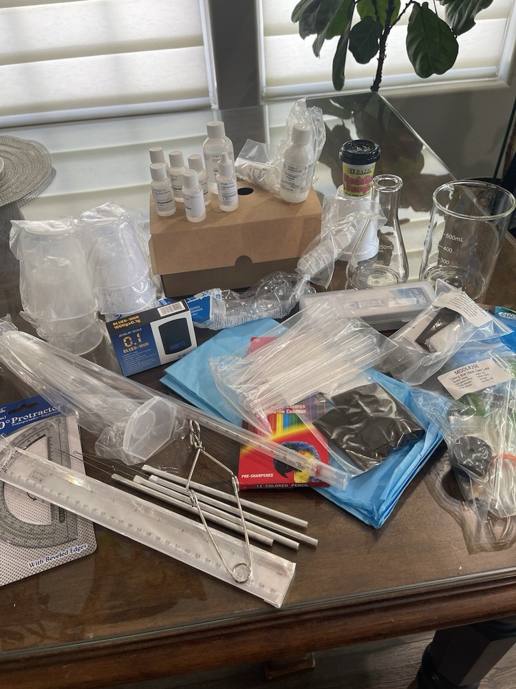 eScience Labs Chemistry Kit 4604 2nd Edition- NEW