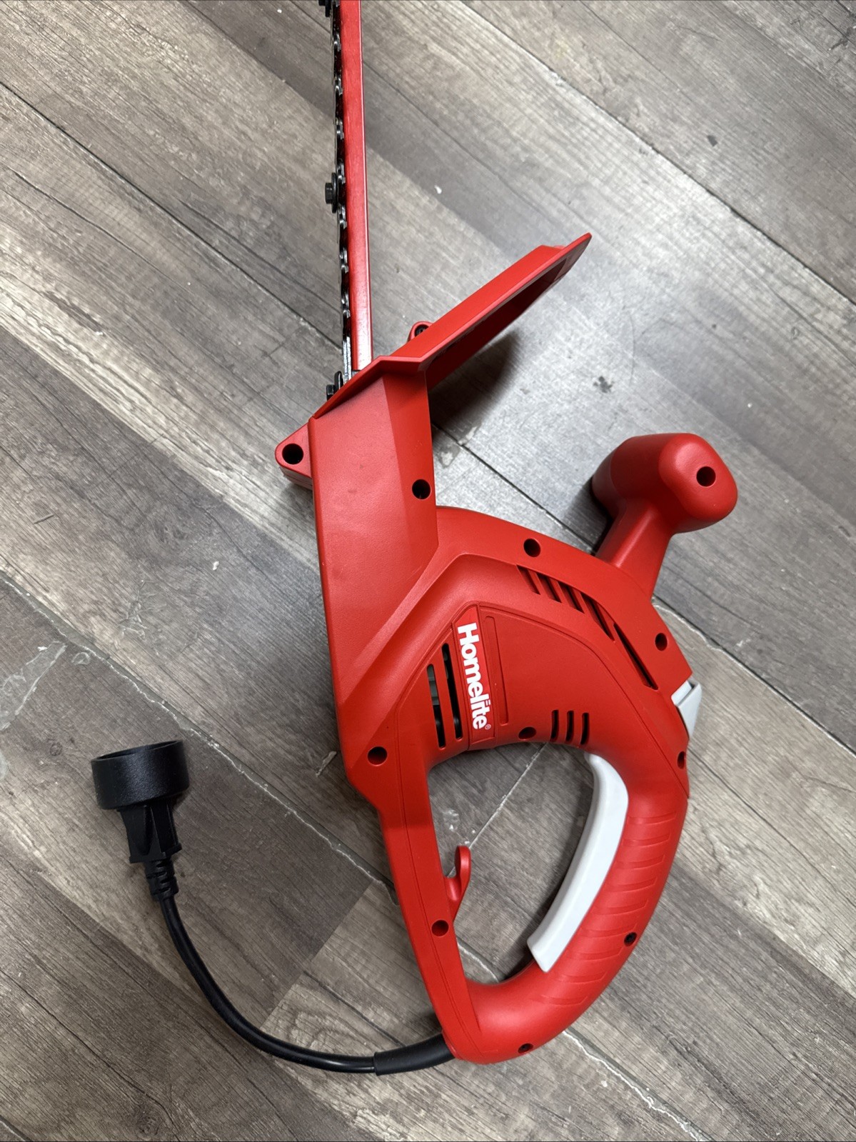 Homelite 17 in. 2.7 Amp Electric Hedge Trimmer