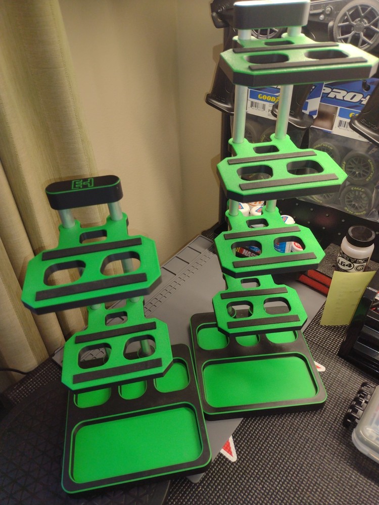 2 mini z car stands , EH, PREOWNED