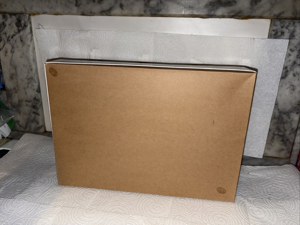 1/500 AMT Strategic Space Command Galactic Cruiser Model Kit