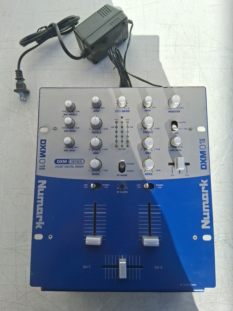 Numark Dxm01 DJ Mixer