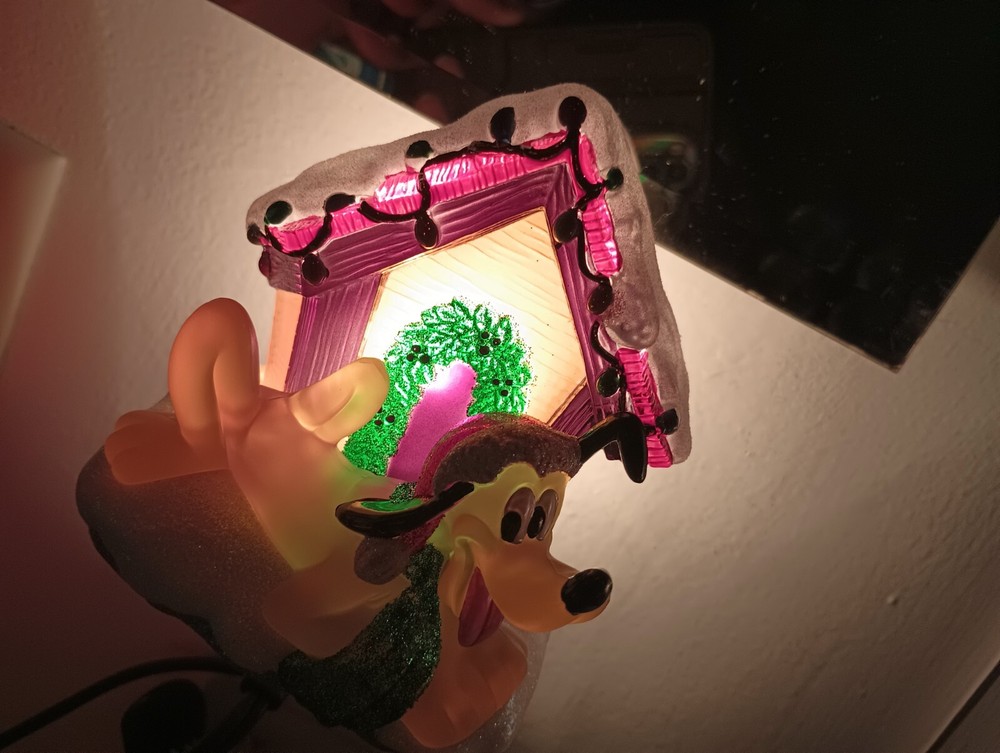 Disney Pluto & Mickey Mouse Nightlight Christmas Tree Doghouse Plug In