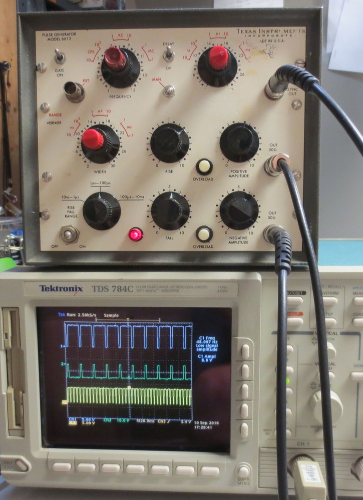 TI Texas Instruments 6613 Waveform Pulse Generator