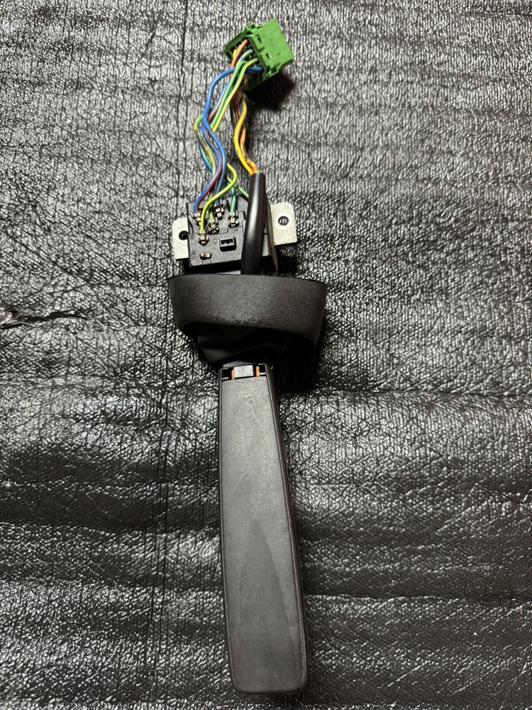 Volvo wiper control switch - 20700930