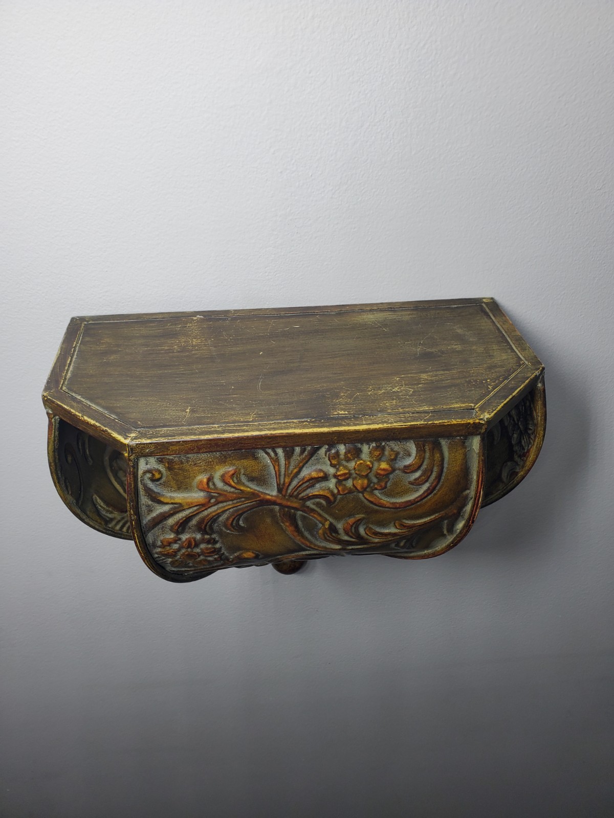 Large Ornate Tuscan Style Metal Wall Sconce 12" x 11" x 6"