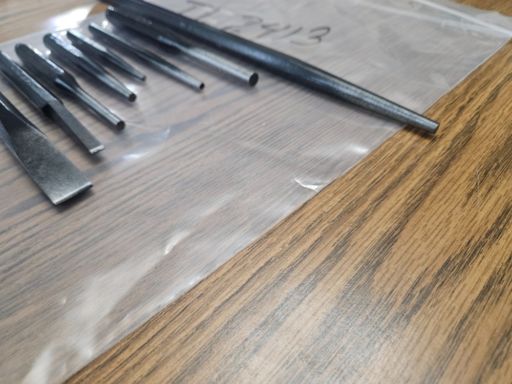 MAC TOOLS 8 PC PUNCH, CHISEL, PRY BAR SET USA (TL2413)