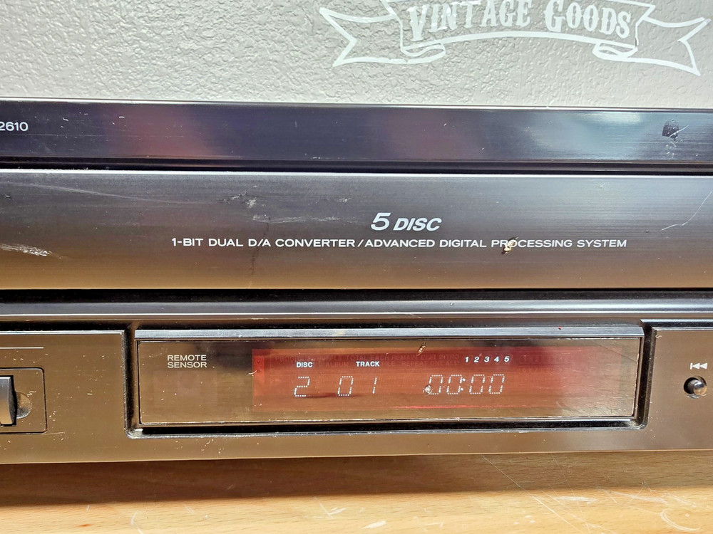 TEAC PD-D2610 5 Disc Carousel CD Changer NO REMOTE - Tested working
