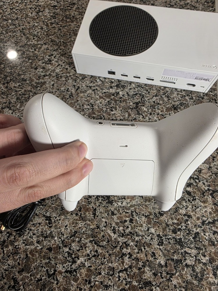 Microsoft Xbox Series S 512GB Console - White TESTED w/ Cables + Controller