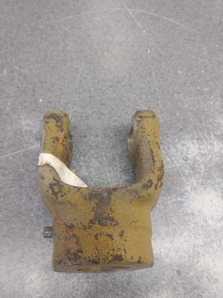 W800-6510 PTO YOKE