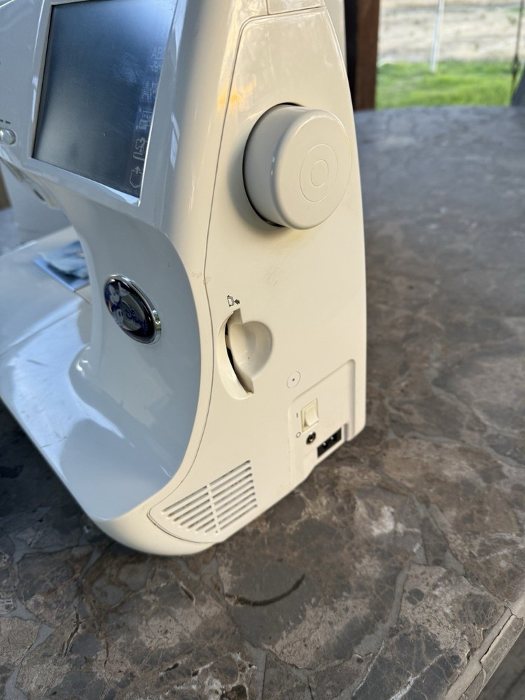 Brother Pacesetter PC-8500D Computerized Embroidery & Sewing Machine Disney