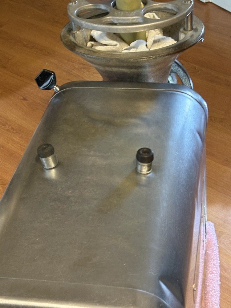 Hobart 4822 230v Meat Grinder