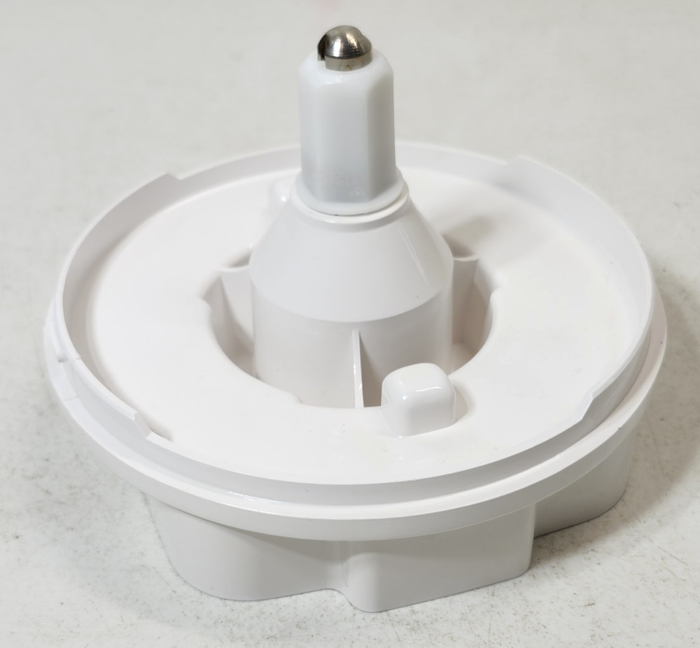 Oster Regency Kitchen Center Food Processor Adapter Base Part 957-18F White